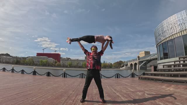 2026-04-22, (5), ZOUK, Парк Горького, Father★STAR, Vale★STAR, Exhibition, Show, Dance, GX012039