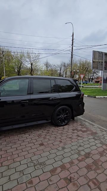 lexus LX Black .mp4