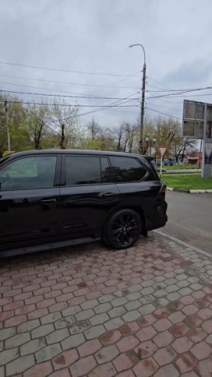 lexus LX Black .mp4
