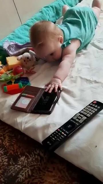 внученька София