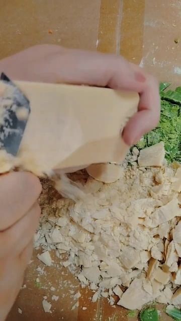 Резка сухого вкусного мыла🧼🫧🔪🚿♥️.