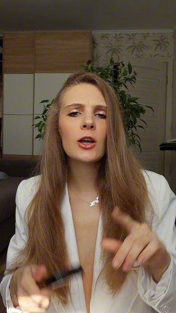 Похлопаем ресницами. Let's Blink Our Eyelashes.