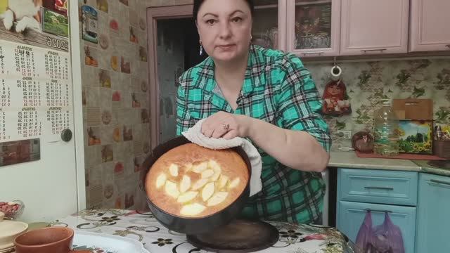 КРУГОМ БЕЛЫМ БЕЛО, ПЕКУ ШАРЛОТКУ, РЕЗУЛЬТАТ ГОТОВ