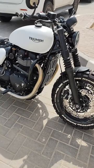 Клип @ekbmoto_live