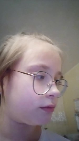 я пускаю только девочек женщин бабушек