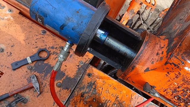 Выпресовка втулок.