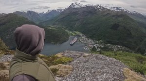 Norway Hike: Holten Gapahuk (425m) – Epic Fjord View from Hellesylt
