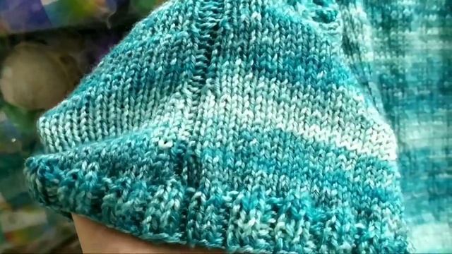 Свободный свитер. Простой обзор изделия. Пряжа NAKO Nakolen Dreams. Вязание спицами