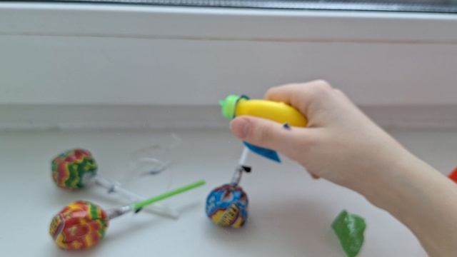 РАСПАКОВКА,БОЛЬШОГО чупа-чупса.
Готовим с Машей!)