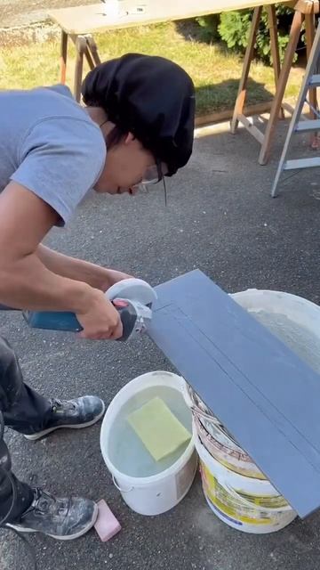 Укладка плитки на крыльцо обеспечивает высокую долговечность (до 50 лет)