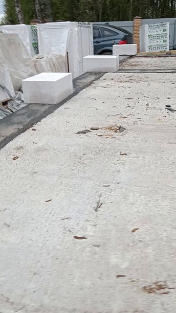 строю дом своими руками, первые блоки первого ряда