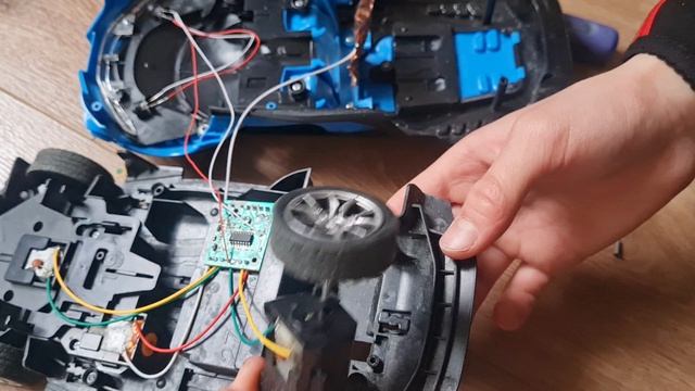 Починка супер бюджетной машинки RC