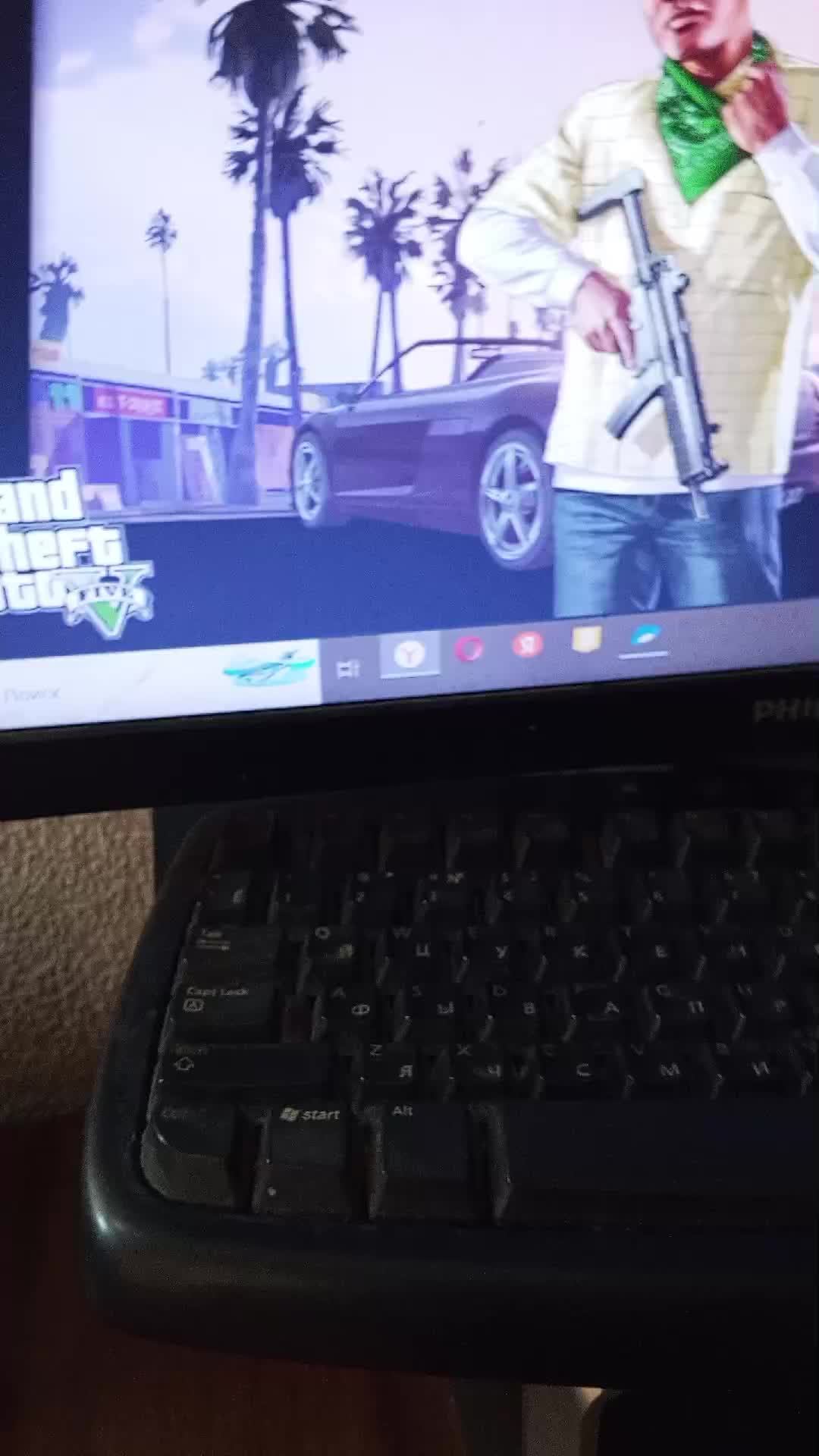 смотрю стримы Матвея и руслана