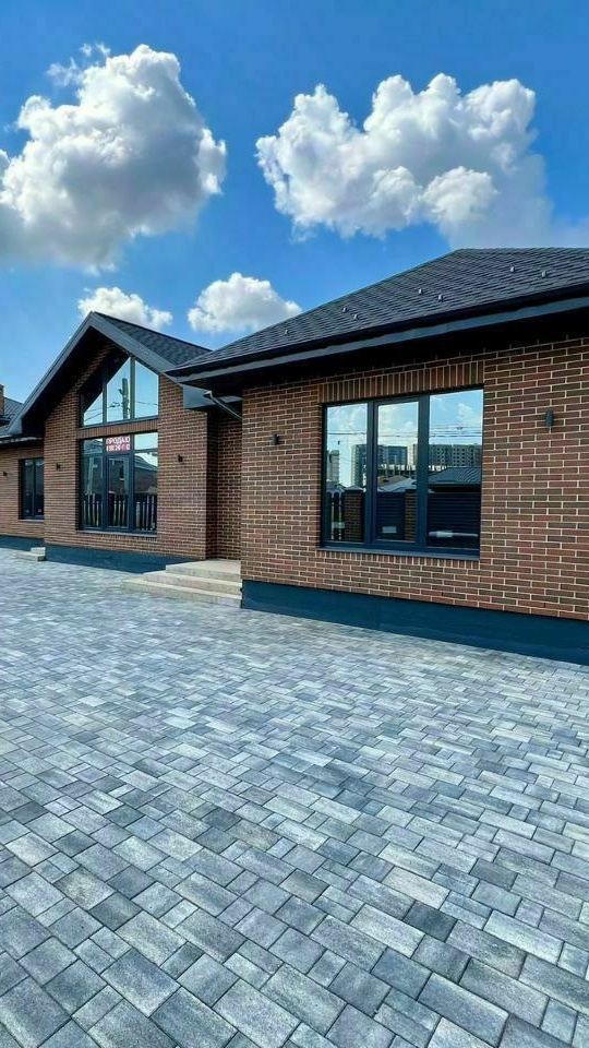 КРАСНОДАР, ДНТ НОВОЗНАМЕНСКИЙ,  ДОМ 100 М2 НA  4,2 СOТКАX ЗEМЛИ.