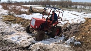 Застрял на тракторе Т-25!  Варим телегу.