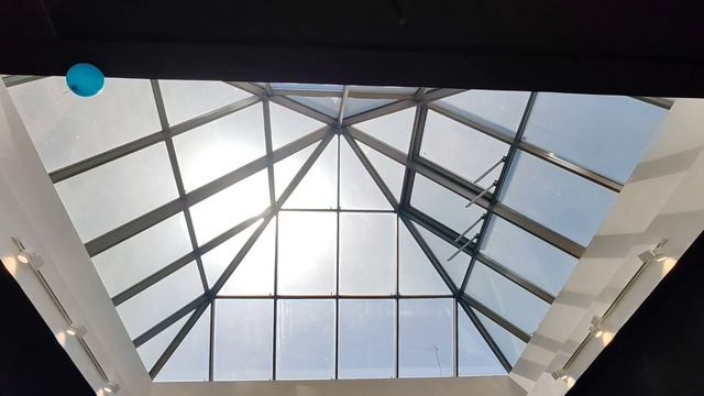 ТЦ Беговая изнутри и снаружи.