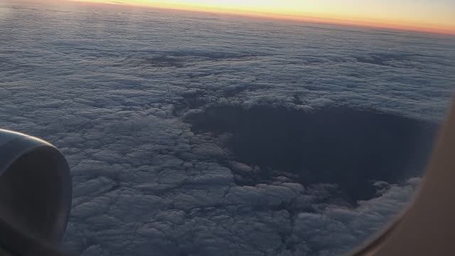 ИЗМЕРЕНИЕ РАДИАЦИИ В САЛОНЕ САМОЛЕТА 11000 метра ТАЙНА