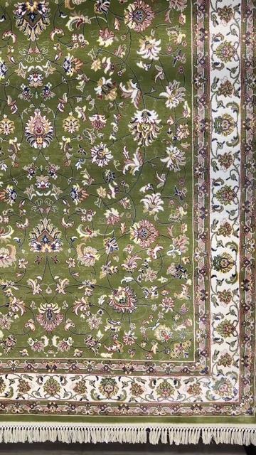 А какой ковер понравился вам больше? 😍