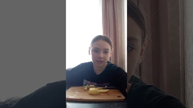 готовим оливье 🥗 1 серия из 2