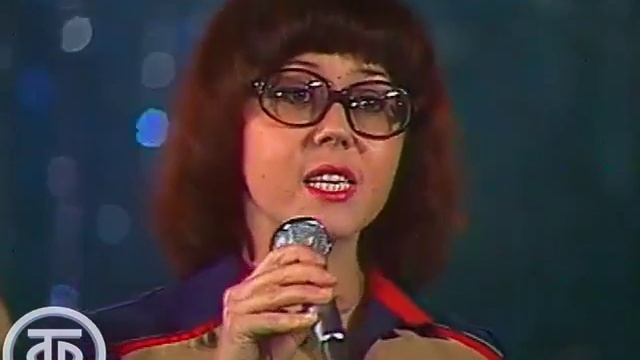 Я У БАБУШКИ ЖИВУ