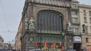 Прогулка по Петербургу.