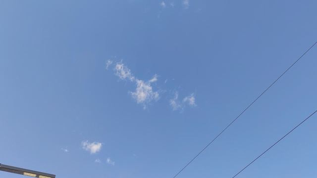 25 апреля Стирание тучи с помощью мысли....