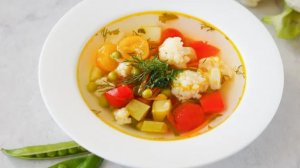 Суп со свежими овощами.