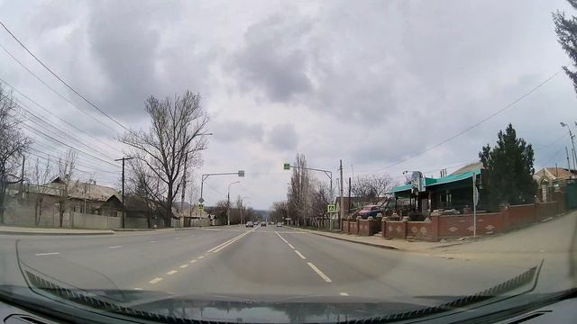 Две сплошных не помеха, скутер в Краснодоне 31.03.2026г.