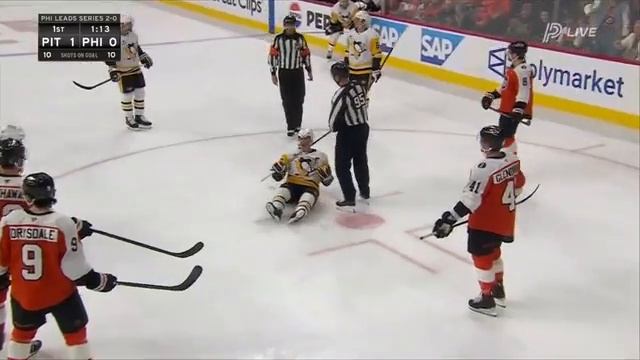 НХЛ КС. Фила_Питтсбург 23042026. Гарнет Хетуэй как бы невзначай заехал клюшкой в лицо Кросби