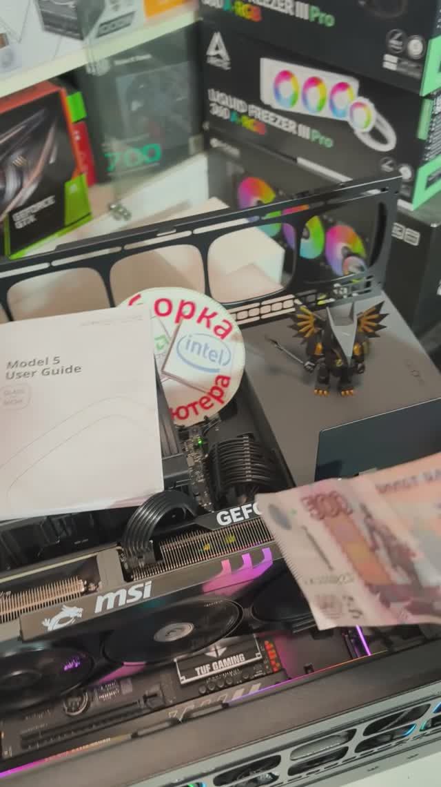 Заводская Зловещая ошибка сборщика Geometric Future Model 5. Замятие пина PWM в вентиляторе Model 5.