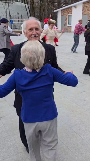❤️Сокольники👍👍👍Хочу в 92 года также! 🔥Танцует Валентина Ивановна!