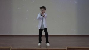 Казарян Ваче  "Когда мне будет 21!"  (средняя гр  ансамбля "Радуга звука")