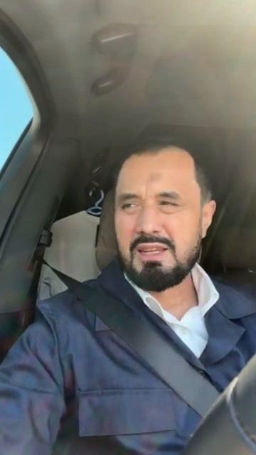 Ogohlik!
Ustoz Abror Muxtor Aliy nomi bilan yurgiziladigan norasmiy sahifalarga eslatma..!