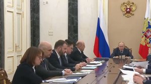 Владимир Путин провёл совещание по экономическим вопросам.