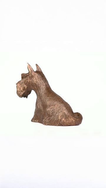 Статуэтка бронзовая 