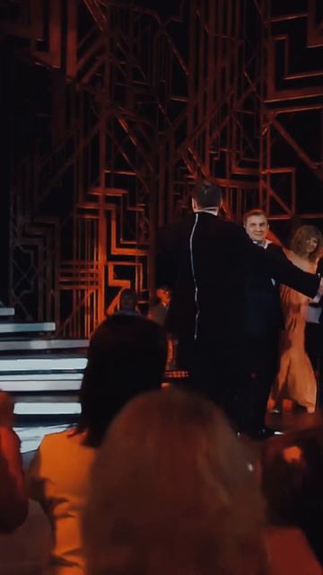 Lx24 - Жёлтые розы (шоу 