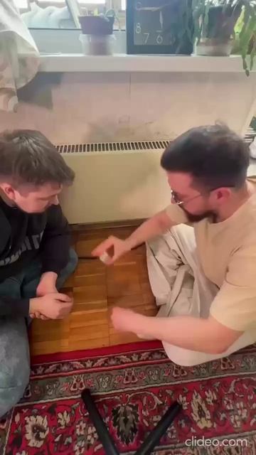 Когда после работы решил зайти к другу, как после школы