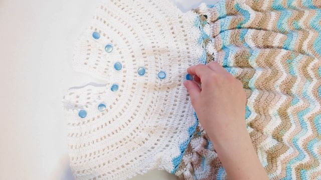 Мои продвижения. Закончила платье для дочки. Продвинула джемпер и платок