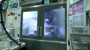 На Кантонской ярмарке представили лучшие образцы китайской робототехники