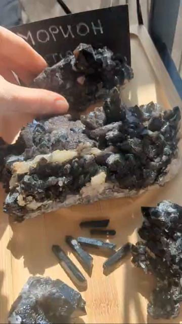 Видео от Шоу-рум камней и студия баланса У-Син