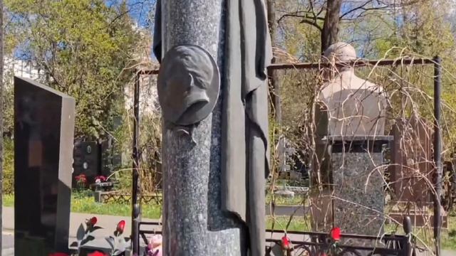 #234.Москва.В.В.Жириновскому- 80.Было бы.Новодевичье кладбище.Ельцин, Горбачевы.Э.Быстрицкая.