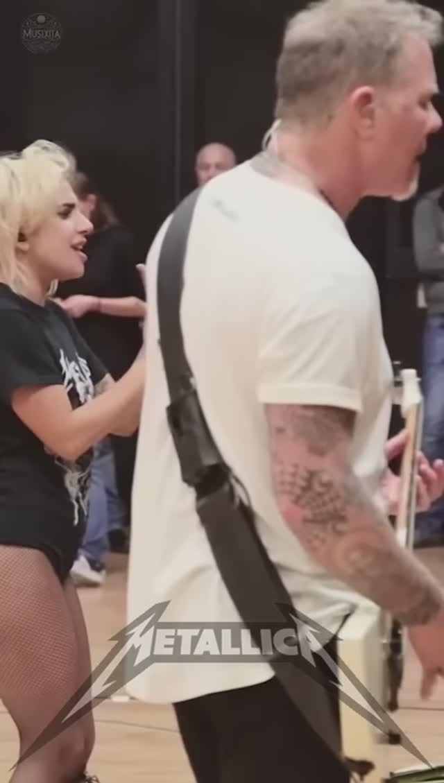Metallica & Lady Gaga - Moth Into Flame