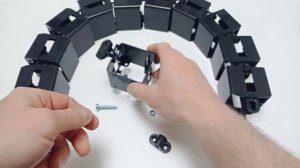 КВАДРАТНЫЙ КАБЕЛЬ КАНАЛ. Сборка верхней части.