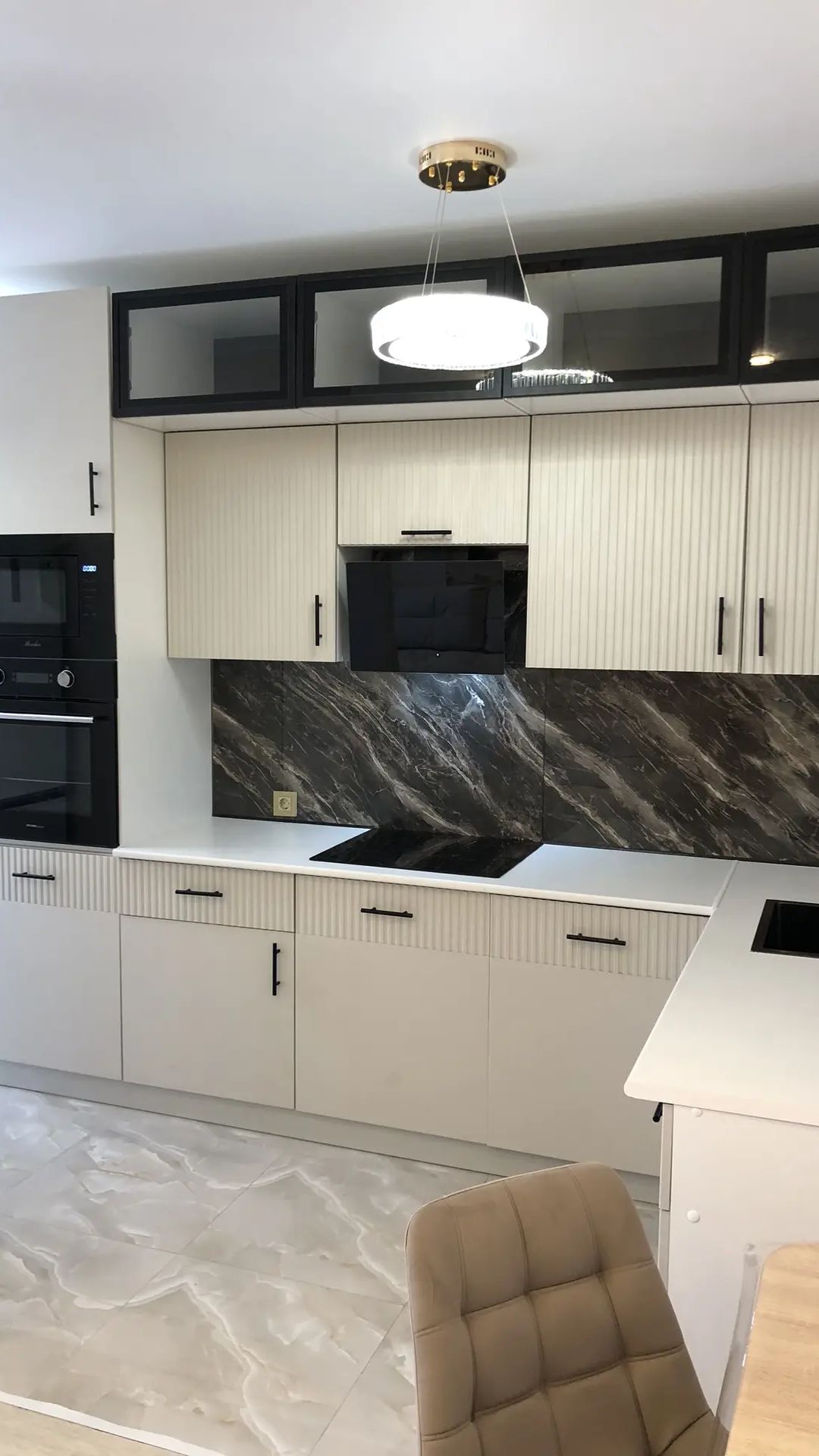 Сдаётся-аренда 1-к.кв. 47 м² — идеальное состояние, новая мебель, техника.