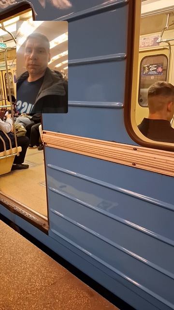 #РоссияПлыви Метро. На работу. Артём Григорьевич Баканов Водные Виды Спорта. Баканов Григорий #nsk54