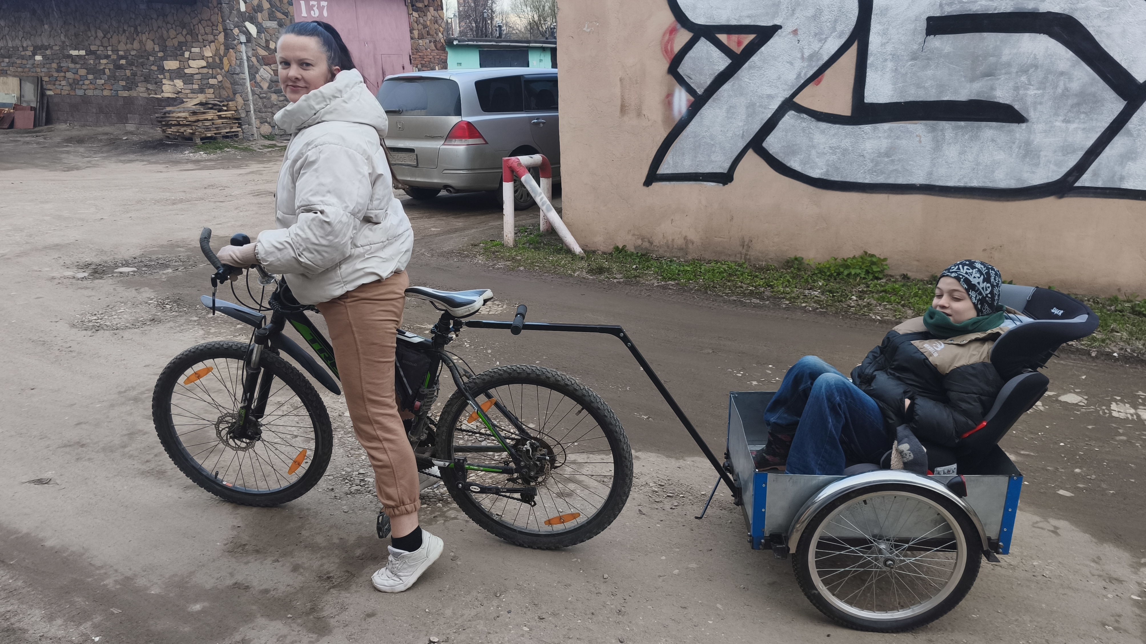 Самоделка - велоприцеп для путешествий!