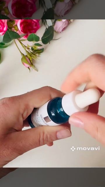 Обзор увлажняющей концентрированной сыворотки для контура глаз La Roche Posay HYALU B5 🩵