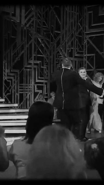 Lx24 - Жёлтые розы (шоу 