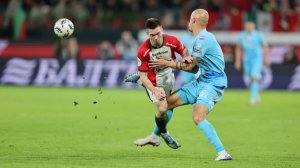 Футбол для «Зенита» и «Локомотива».