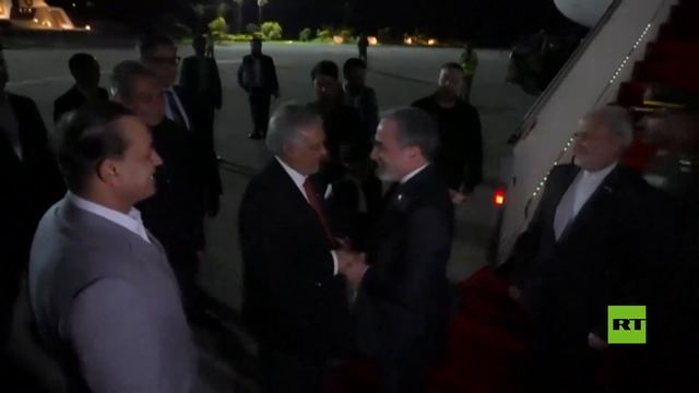 وزير الخارجية الإيراني يصل إلى إسلام آباد